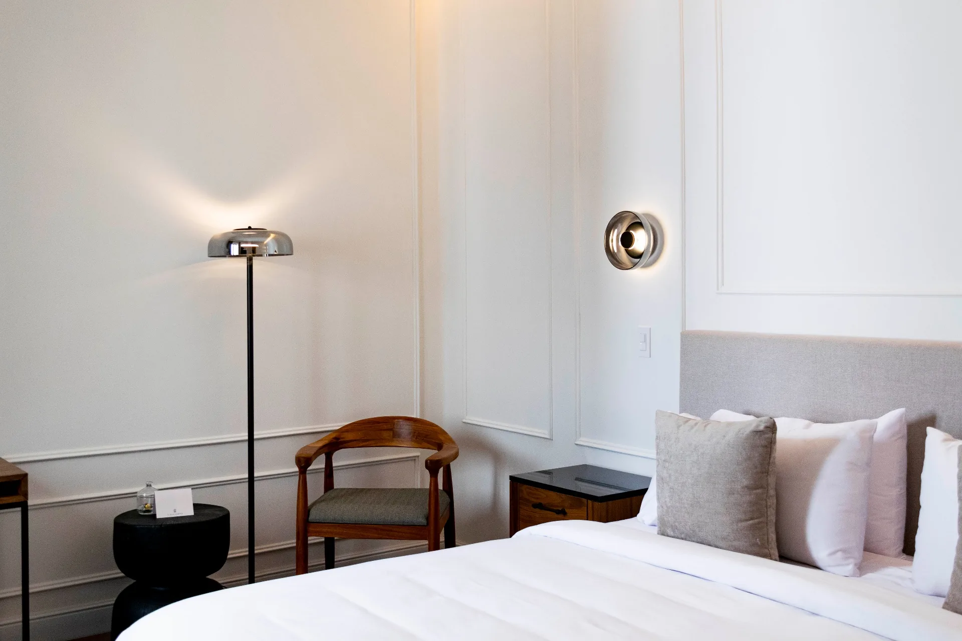 Executive Suite - 2