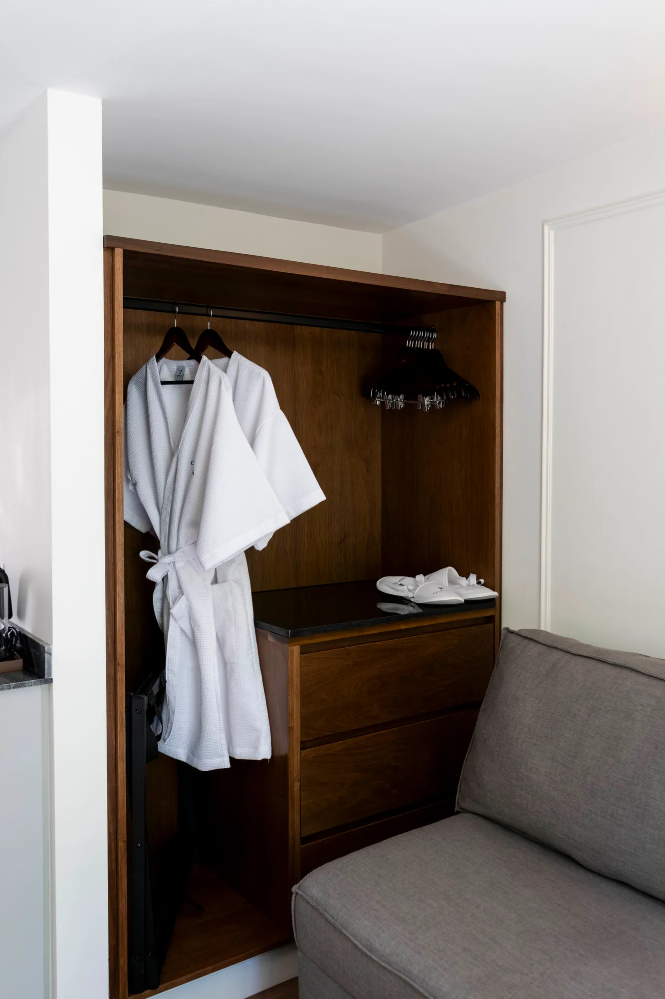 Premier Suite - 4